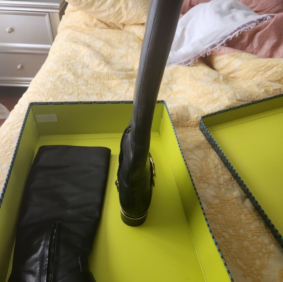 Tory burch boots - Picture 2 of 6